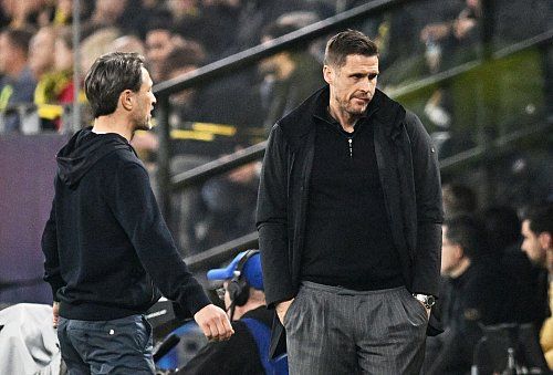 Trainer Niko Kovac and sports director Sebastian Kehl are facing a difficult transfer summer. - © Bernd Thissen/dpa