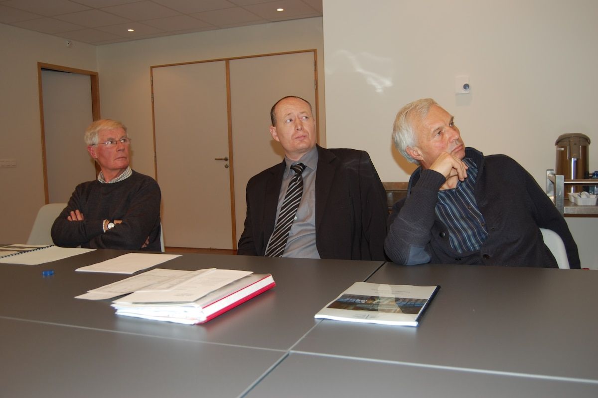 In 2010, during the presentation of the unique site project (moving the ERS Le CHM refuge), here with Paul Deceuninck on the right, next to Grégoire Lefebvre, CEO of the CHM.