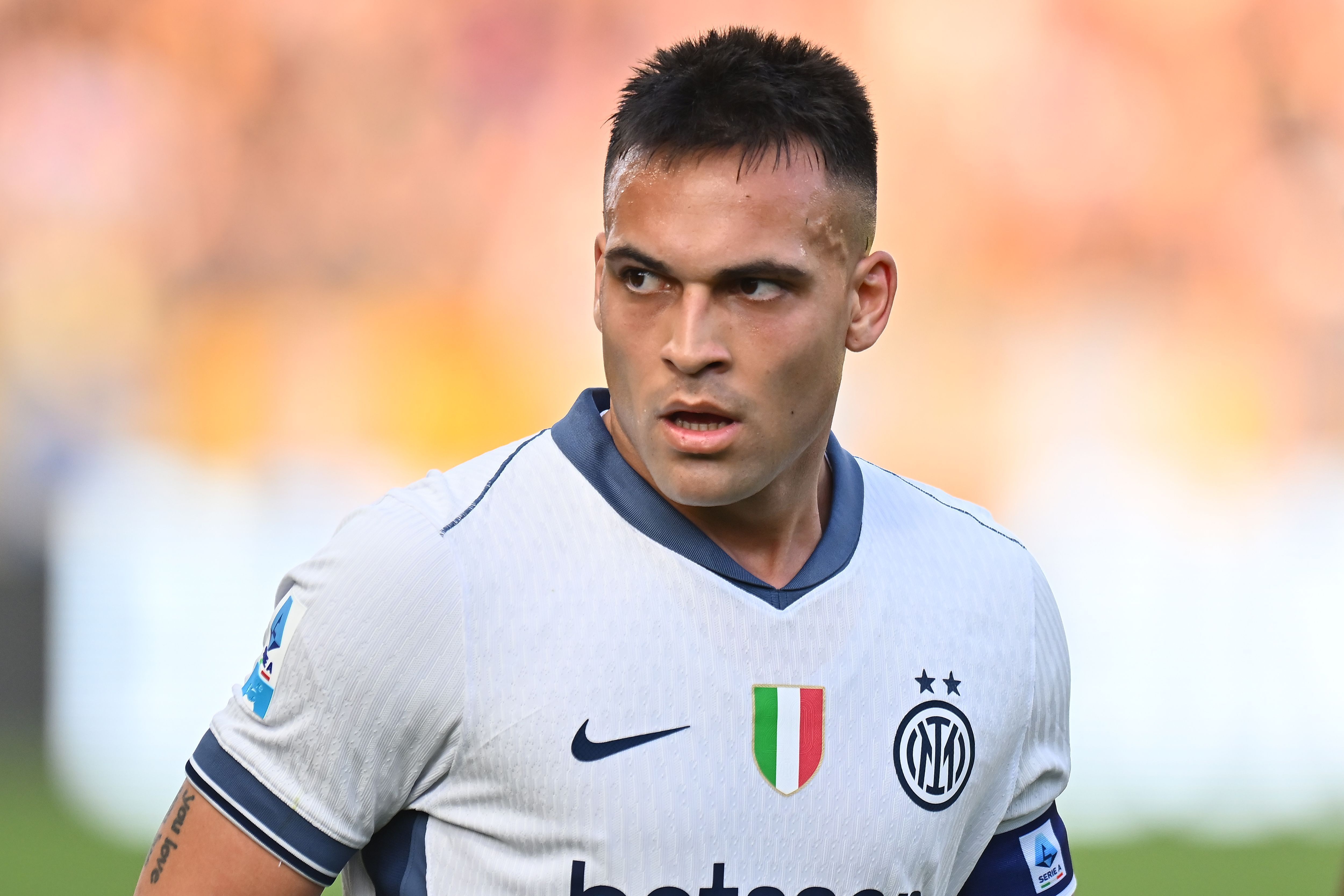 Lautaro Martinez sustains thigh injury during Barcelona 3-3 Inter Milan Lautaro Martinez sustains thigh injury during Barcelona 3-3 Inter Milan