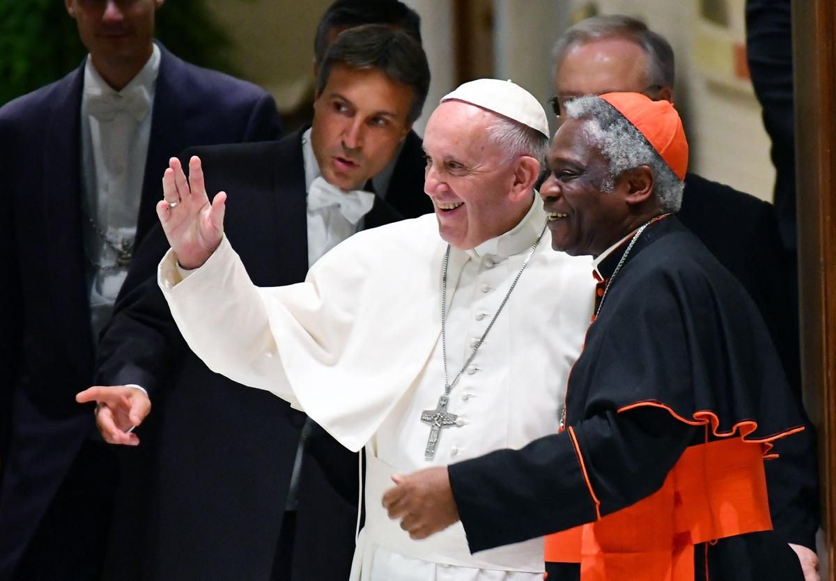 The name of Cardinal Turkson had already circulated in 2013, before the election of François. Here, both in 2016.