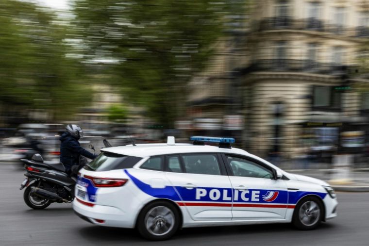 A police vehicle in Paris, April 16, 2025 (AFP / Sébastien Dupuy)
