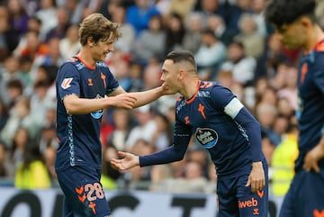 Swedberg and Aspas celebrate Celta's second goal.