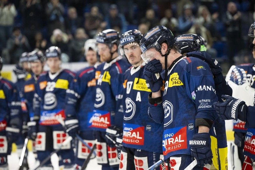Dario Wüthrich's tears (right).