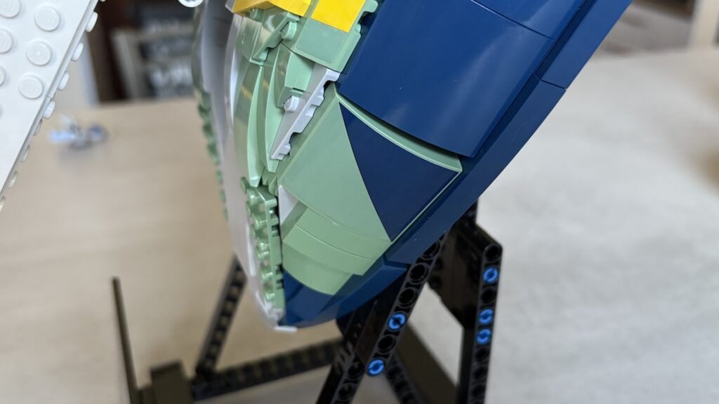 Boba Fett vessel in LEGO // Source: Maxime Claudel for Numerama Boba Fett vessel in LEGO // Source: Maxime Claudel for Numerama