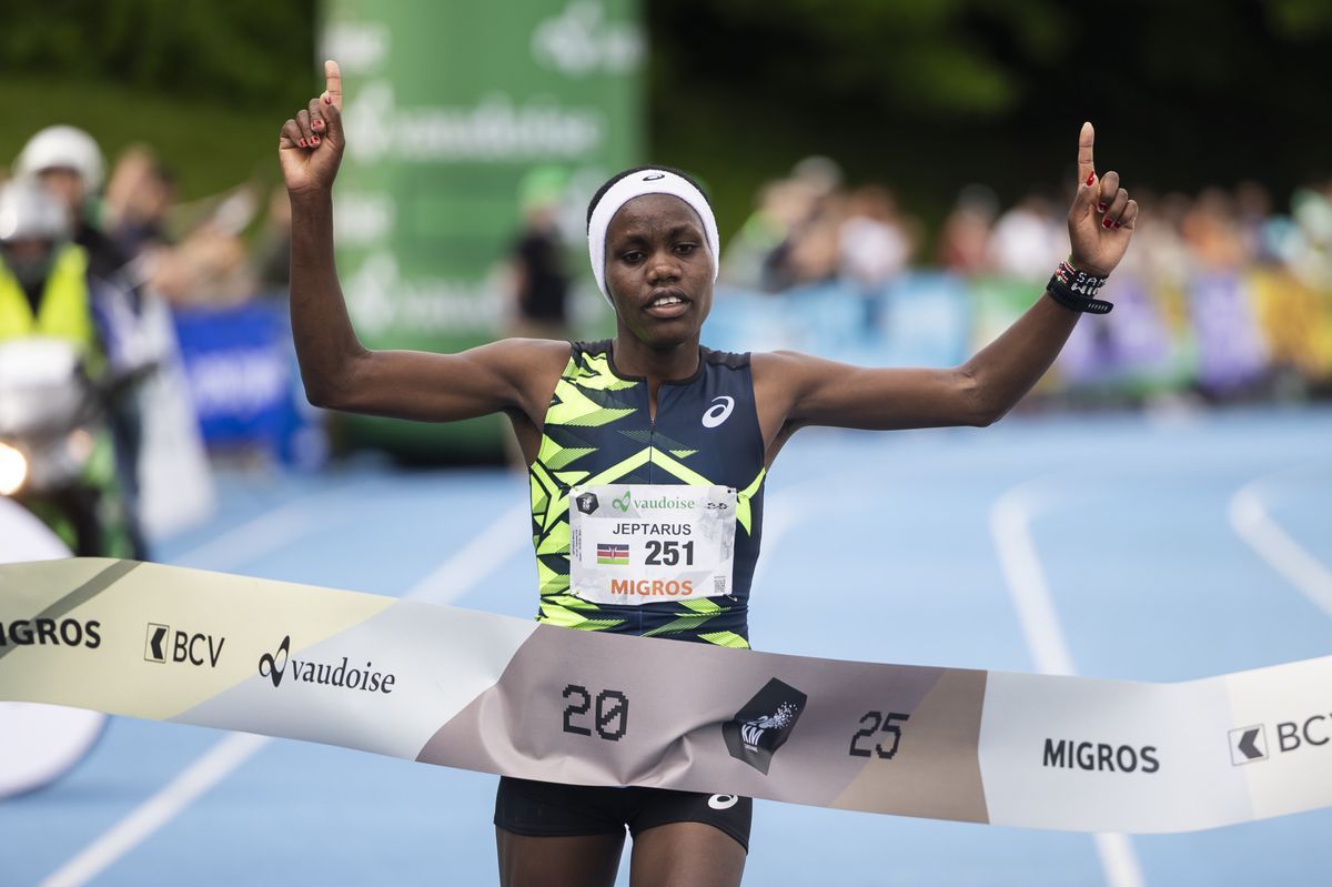 Winnie Jeptarus celebrates her victory by crossing the finish line during the 43rd edition of the 20 km of Lausanne, on May 4, 2025. Winnie Jeptarus celebrates her victory by crossing the finish line during the 43rd edition of the 20 km of Lausanne, on May 4, 2025.