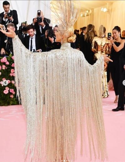 Souvenir photos: Céline Dion remembers her past looks of the Met Gala on Instagram