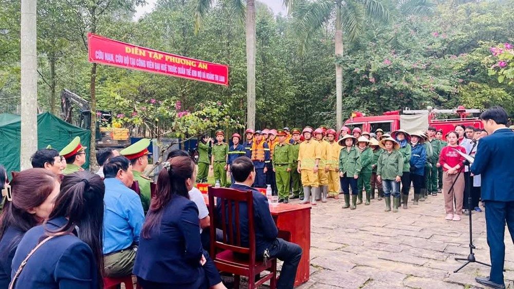 NGHE AN: Deployment of forest fire prevention on relics sites - Photo 4. Nghe An: Deploying forest fire prevention in relics - Photo 4.