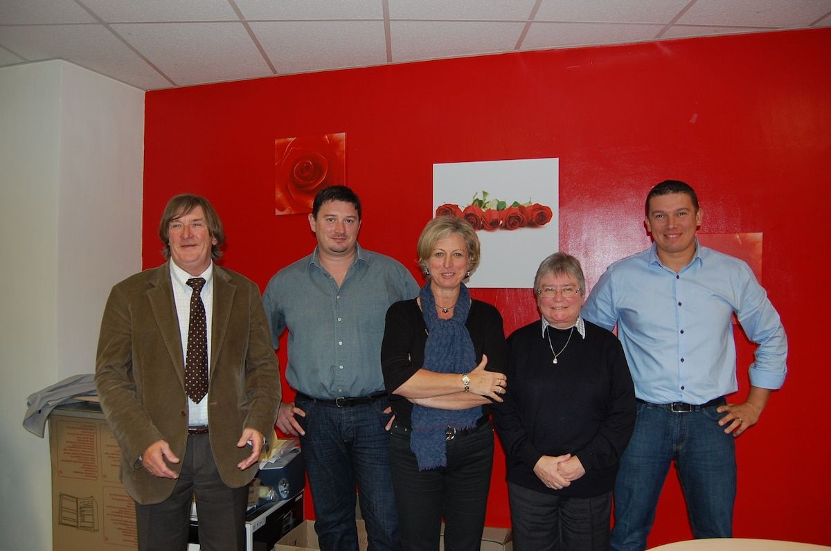 Our meeting with the PS of Mouscron for the municipal elections of 2012. From left to right: Freddy Marquette (CPAS), Gaëtan Vanneste (alderman of sports and twinning), Annick Saudoyer (leader of PS and aldermen of public education), Michèle Delannoy (alderman of staff and human resources) and Guillaume Farvacque (President of USC Mouscron).