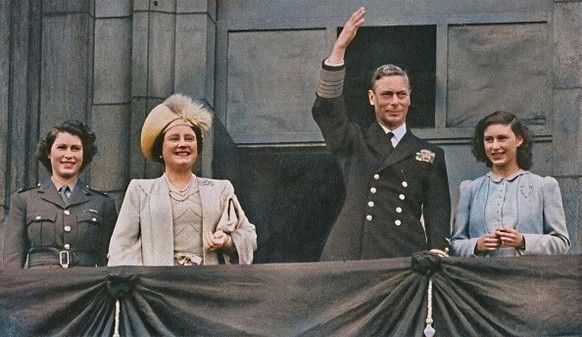'The King and Queen with Princess Elizabeth and Princess Margaret on the Balcony of Buckingham Palace on VE-Day', 8 May 1945. King George VIand Queen Elizabeth with daughters Princess Elizab ...