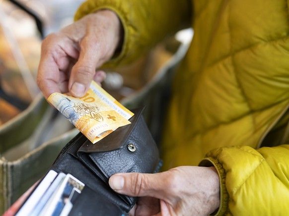 The National Council estimates that the Swiss franc and the maintenance of the liquid must be registered in the fished consuution (image of illustration).