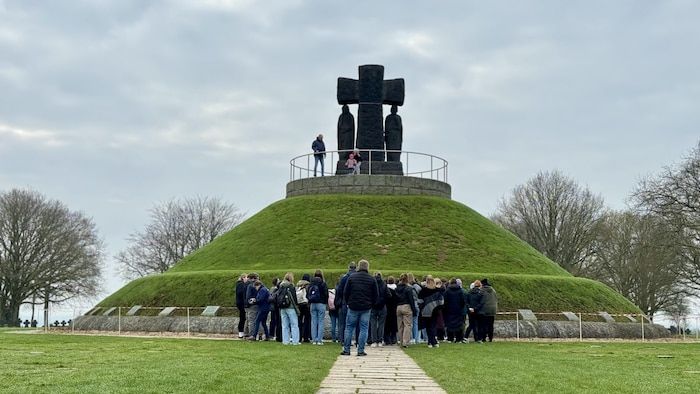 Visitors to the German military cemetery in the CAMBE.