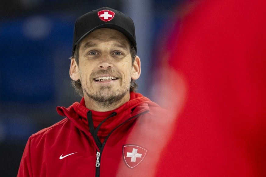 Head coach Patrick Fischer during a training session of the Swiss ice hockey team, taken on Wednesday, April 30, 2025 in the Swiss Arena in Kloten. (Keystone/Ennio Lanza)