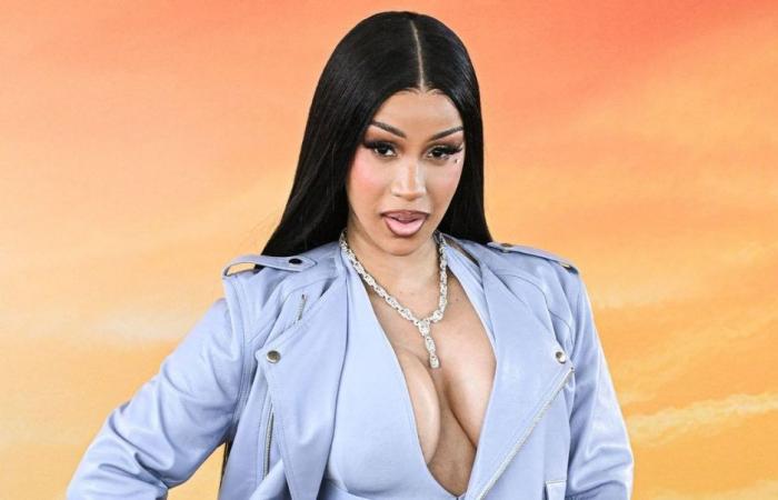 Julia Fox, Paris Hilton, Cardi B annoy Misogynes at Coachella Festival because of their “too sexy” looks