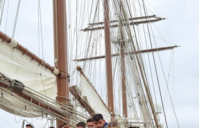 Behind the scenes of Life on the High Sea of ​​Leonor of Spain