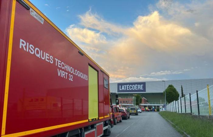 Fire at Latécoère: 38 employees evacuated after a dumpster fire containing chemicals