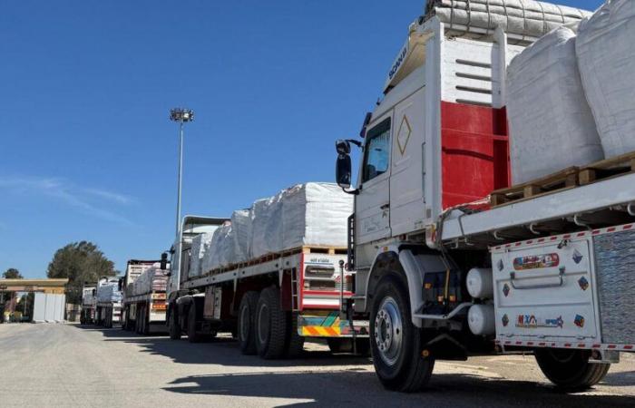 3,000 UNRWA help trucks are still waiting on the border
