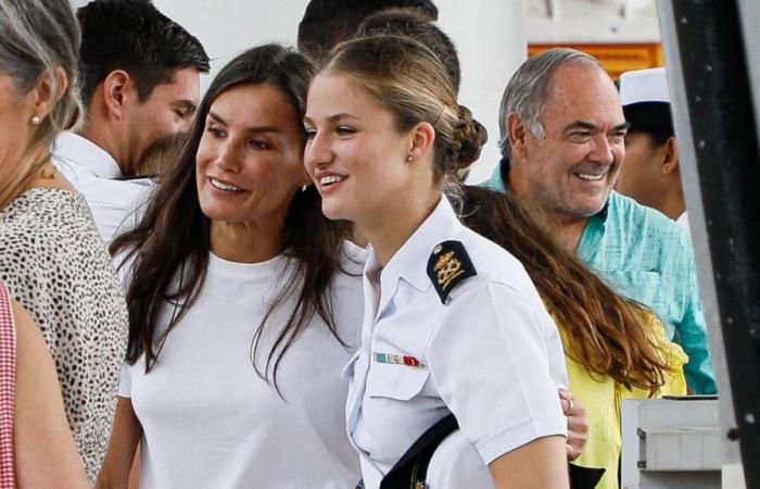 Queen Letizia of Spain finds her daughter Leonor after four months of separation