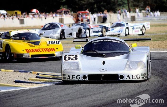 Jochen Mass is dead