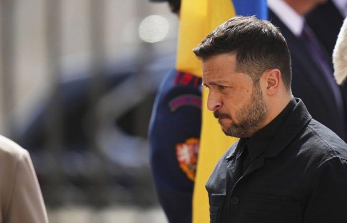 Volodymyr Zelensky in Prague, Vladimir Putin is preparing to welcome China