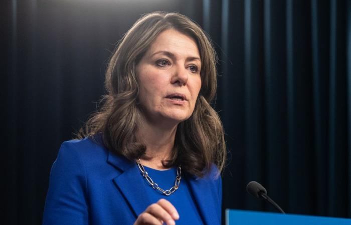Smith promises a referendum on Alberta sovereignty if the petition justifies it