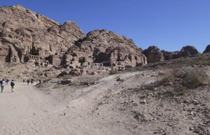Belgian tourist and son killed in floods in Jordan