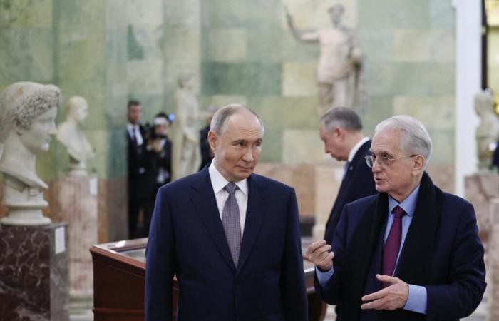 “Russia appropriates the Ukrainian artistic heritage by” russing “as soon as it is possible”