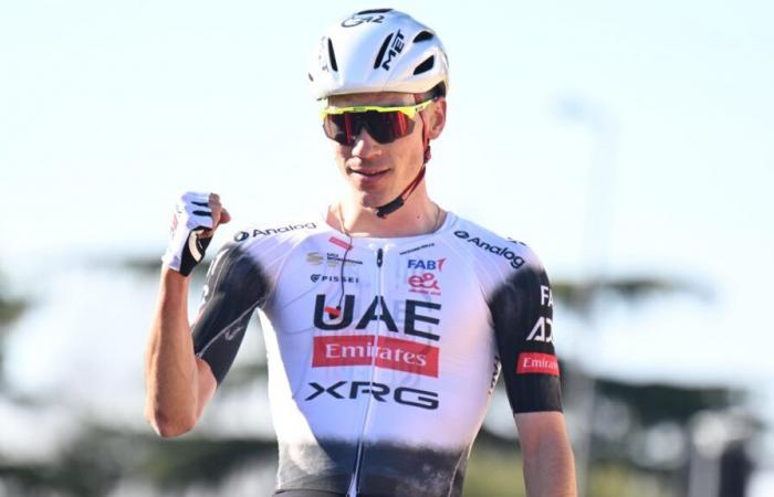 Uae Teamemirates unveils his team around Juan Ayuso on the Tour of Italy