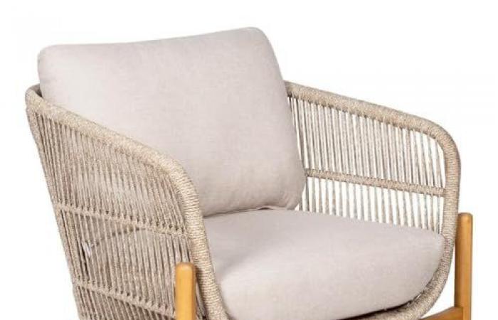 An old studio in Paris changes its destination in style thanks to Happy Pog