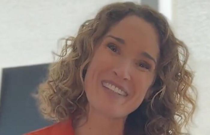 Marie-Sophie Lacarrau addresses a touching message to Jacques Legros before her farewell at the 13 hours of TF1