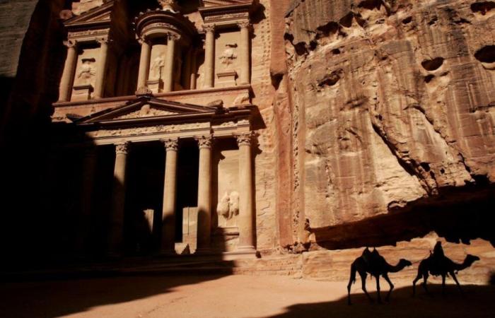 Nearly 1,800 tourists evacuated from Petra after floods