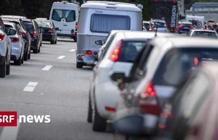 Up to 140 minutes of waiting time – traffic jam on the Gotthard only dissolved at night – news