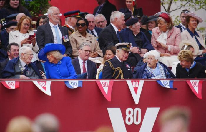 George, Charlotte and Louis Stars commemorations of the 80th anniversary of the Armistice