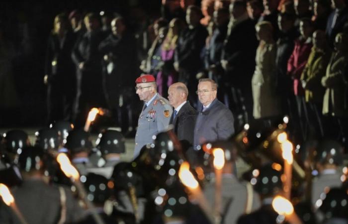 Military honors in Scholz, “Chancellor of the turning point” for the army