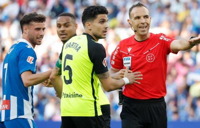 RCDDE Stadium closing danger