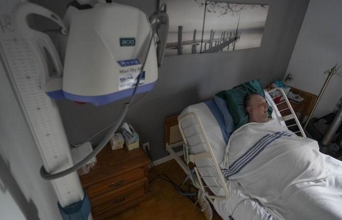 Bed wounds: “Nothing has changed”, deplores the spouse of Normand Meunier