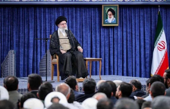 Iran unveils a new ballistic missile with a range of 1,200 km