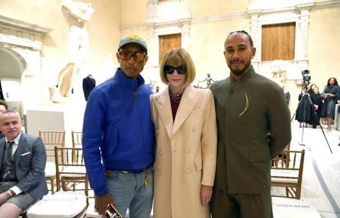 In New York, the black dandyism shines on the steps of the extravagant gala of the Met