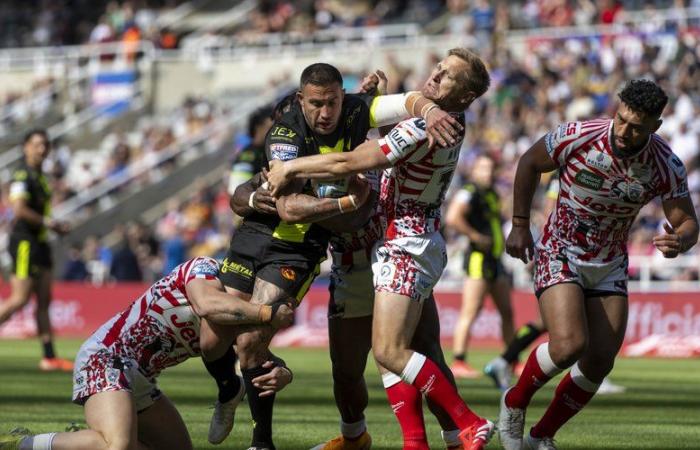 XIII rugby: for Catalan dragons, cup head, legs at rest