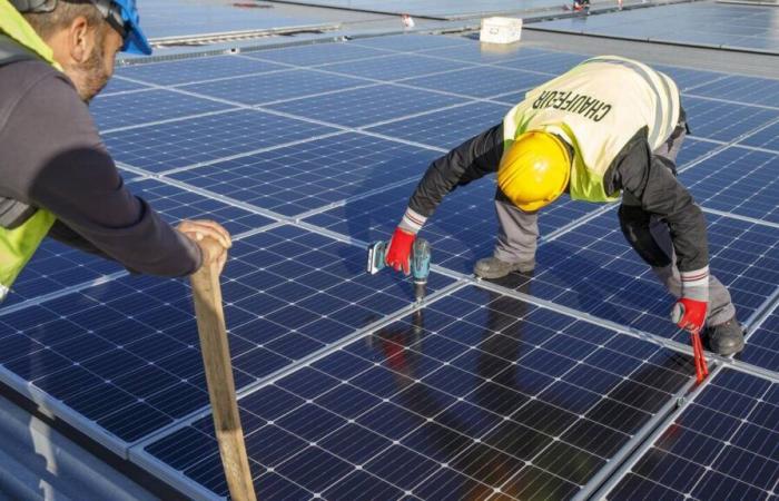Should Geneva impose the installation of solar panels on its roofs? The people will vote on May 18