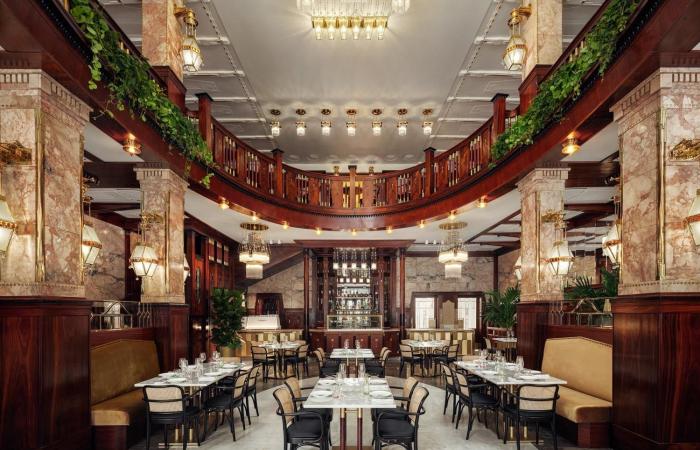 Our opinion on W Prague, rebirth of a historic palace in the Czech capital