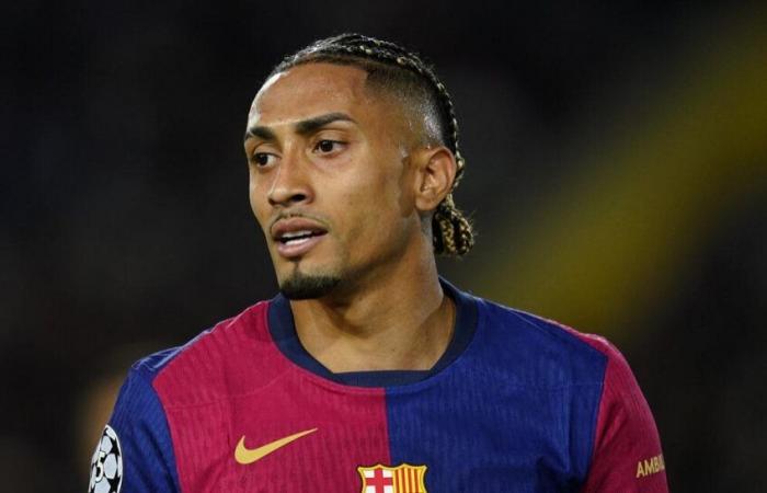Raphinha hits Xavi, a real nightmare under his orders