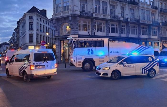 Tear gas and arrests: the demonstration against hooligans turns to confrontation in the center of Brussels