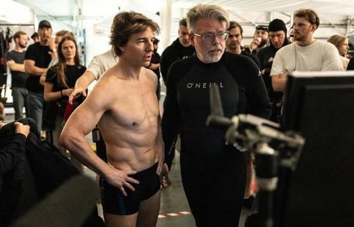 Internet users are shocked by discovering the body of Tom Cruise, 62 years old