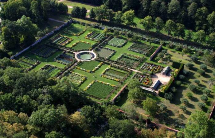 The Festival of Creation and Art Crafts in Saint-Jean de Beauregard