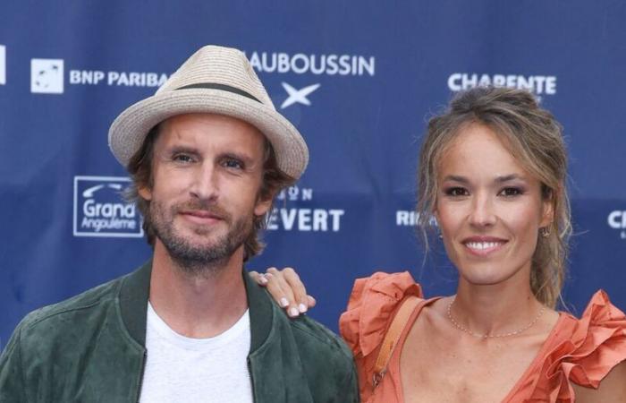 Élodie Fontan very clearly evokes this bad habit that they have with Philippe Lacheau when they turn together