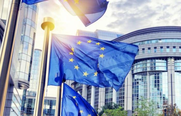 The EU plans to stop importing Russian gas at the end of 2027
