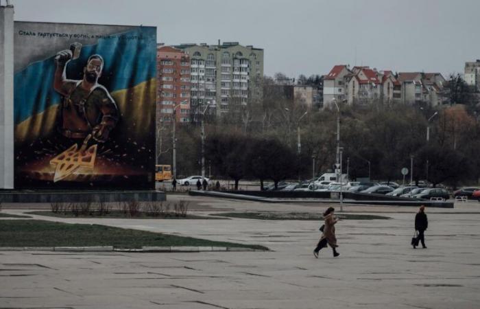 A Russian ballistic missile left three dead and eleven injured in Soumy