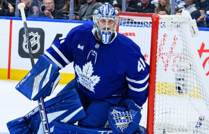 Maple Leafs: Stolarz leaves match No. 1 in the second period