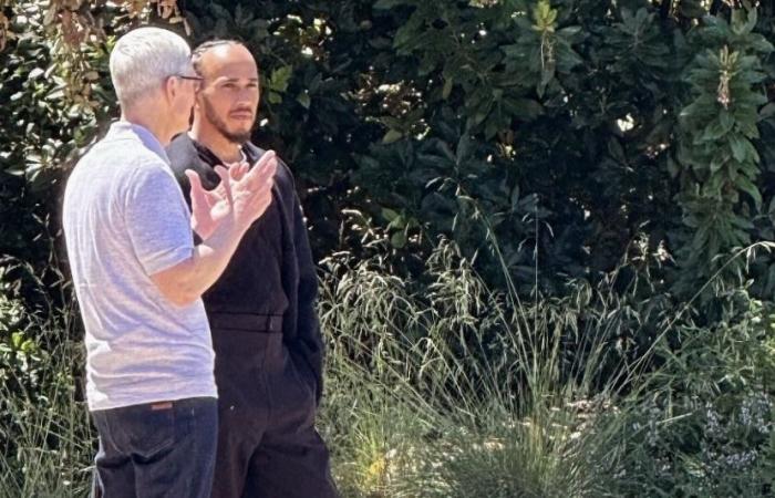 F1 star Lewis Hamilton visited Apple Park, his guide was himself Tim Cook