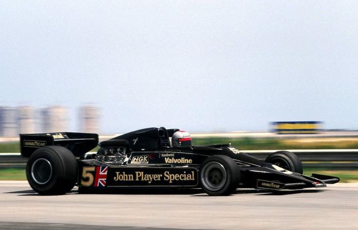 Meeting with legend Mario Andretti: “Important for a former pilot like me to remain involved in F1”
